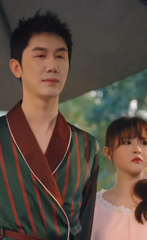 《王的盛宴2024》：权力游戏下的悲歌，历史的另一面，谁是真正的赢家？